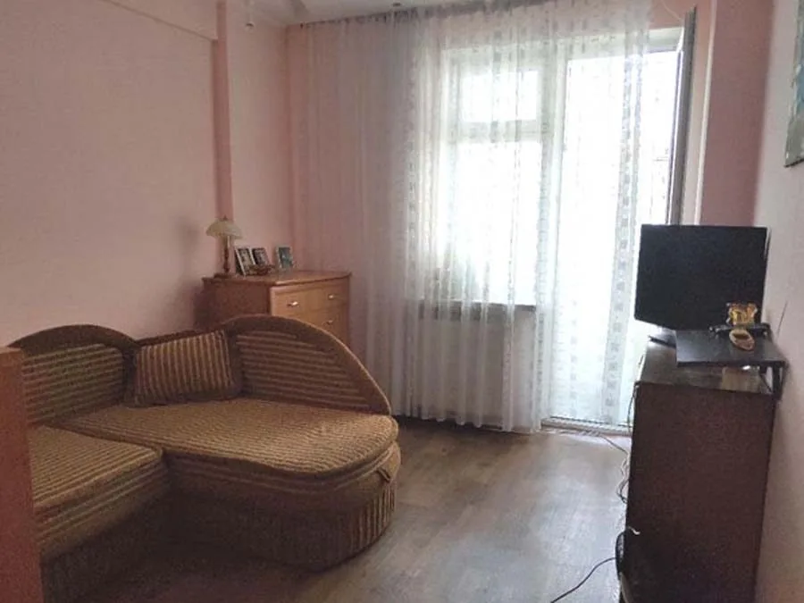 Продається 4-кімн. квартира