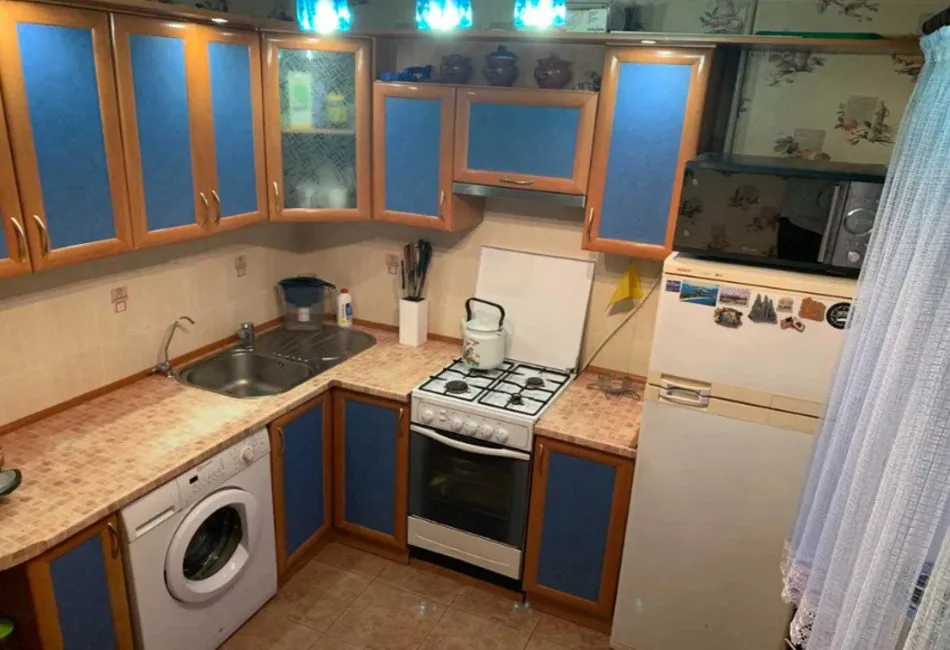 Продається 4-кімн. квартира